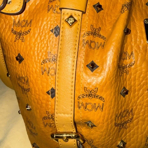 MCM Rare Toni Studded Shopper Cognac Visetos Bag - Picture 3 of 13